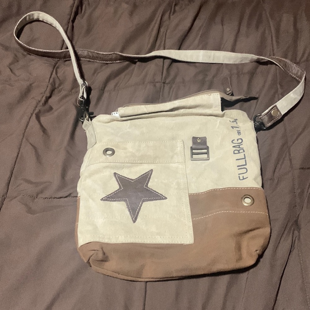 Shoulder country bag